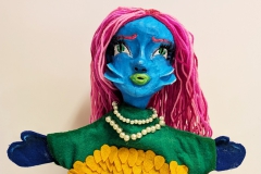 LA MARIONNETTE À GAINE (SEC. 4, 2025)
